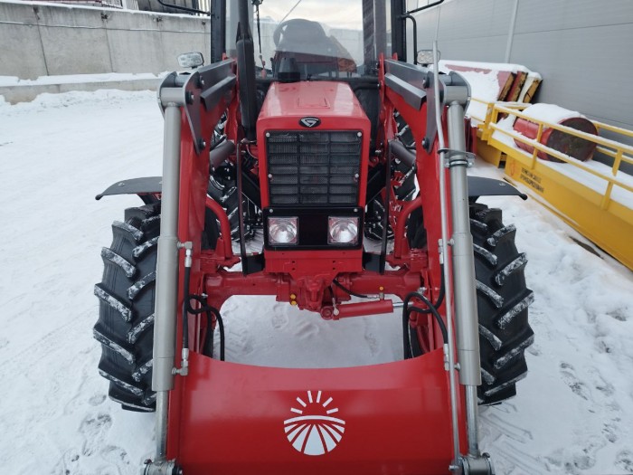 Навесной погрузчик Universal Robust