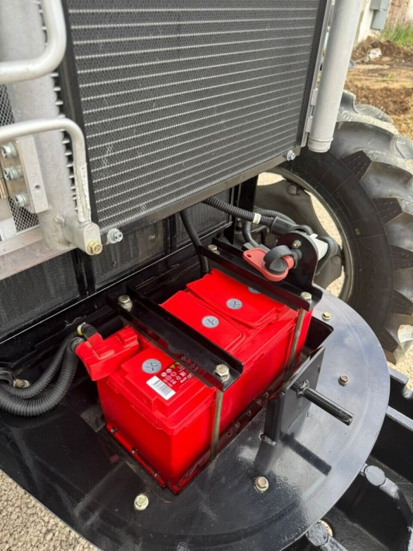 Трактор Агроаполло E904