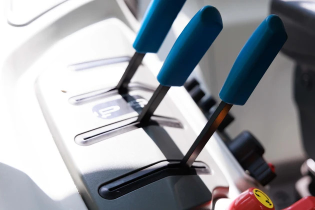 Трактор Агроаполло J2204