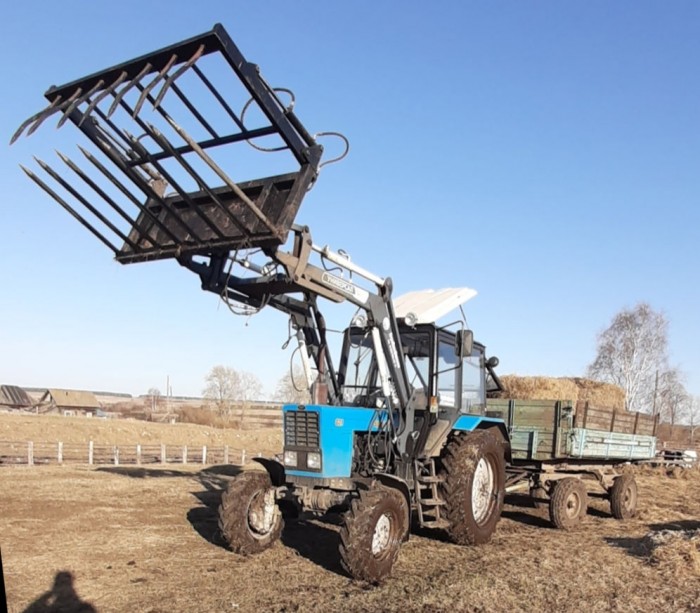 Вилы для сена (обьем 1.1 м³, 2 гидроцилиндра на прижим)